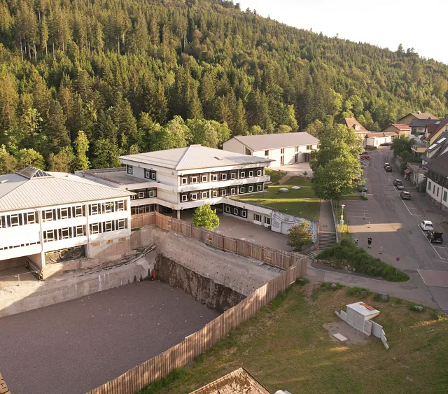 Spatenstich für den Neubau der Spor- und Mehrzweckhalle an der Fürstabt-Gerbert-Schule