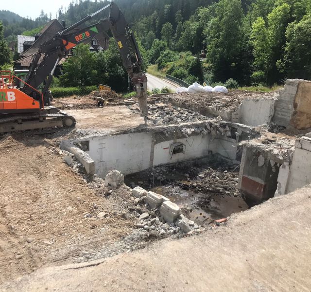 Spatenstich für den Neubau der Spor- und Mehrzweckhalle an der Fürstabt-Gerbert-Schule