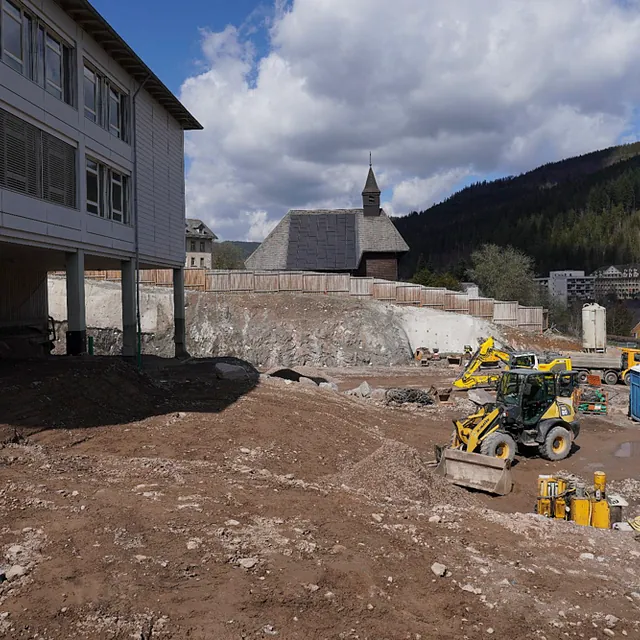 Spatenstich für den Neubau der Spor- und Mehrzweckhalle an der Fürstabt-Gerbert-Schule